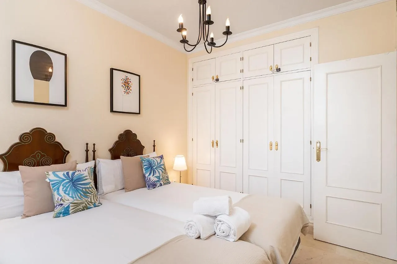 Apartamento Blonzu Safari Benalmádena 0*,  España